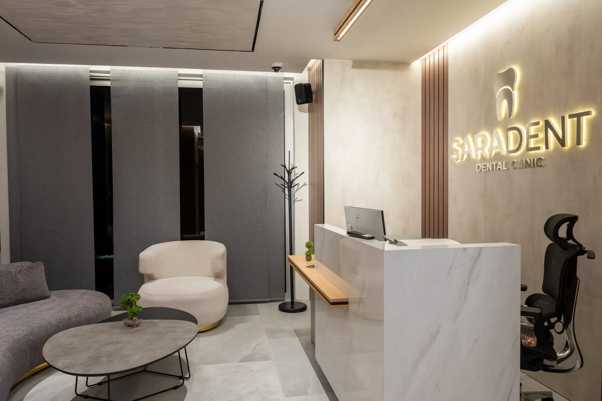 View from the entrance towards the waiting area and reception